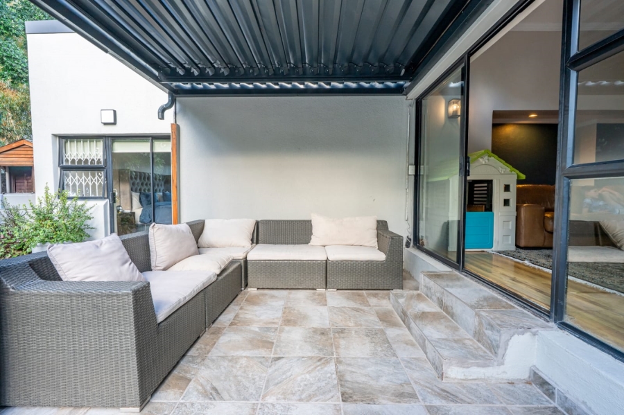 5 Bedroom Property for Sale in Eversdal Western Cape